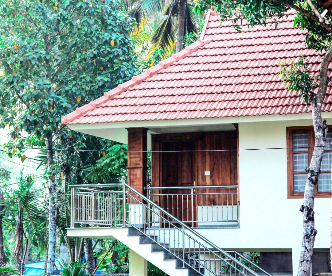 Aramana Holiday Inn Alappuzha Quarto foto